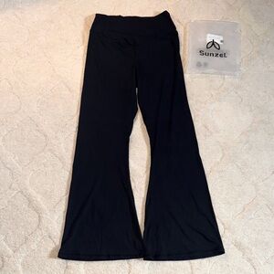 Women's Black Wide-Leg Pants